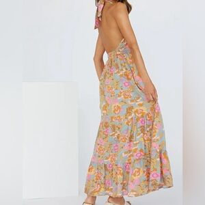Zesica maxi floral halter dress.  Size XL